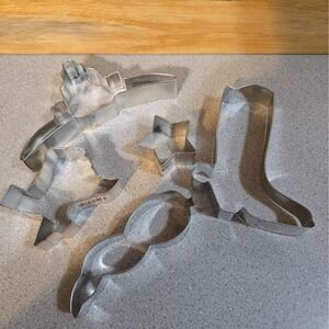 Vintage Texas Cookie And Biscuit Cutters - Five Piece Set By Texas Imagineering